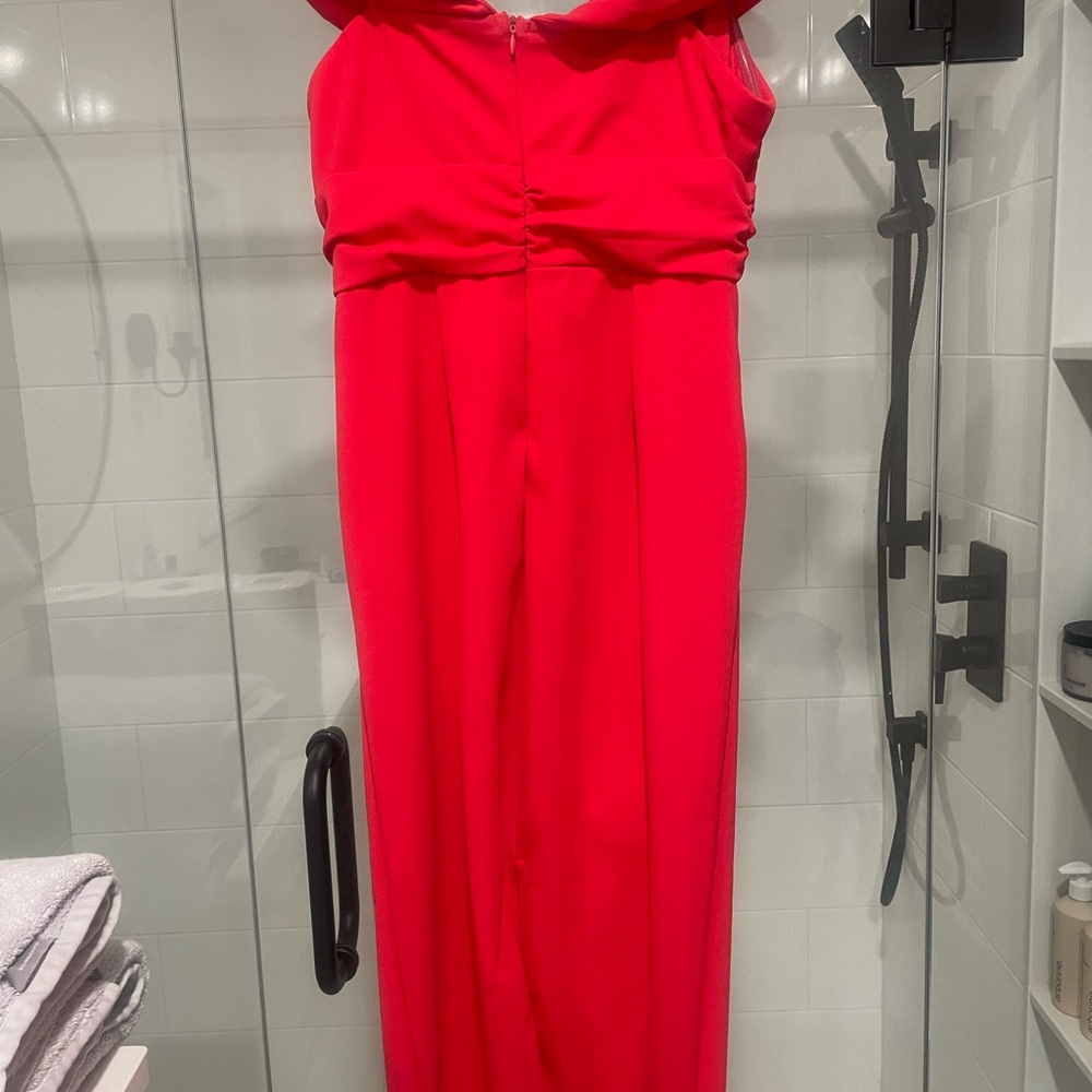 Off The Shoulder Ruched Midi Dress - Picture 5 of 16